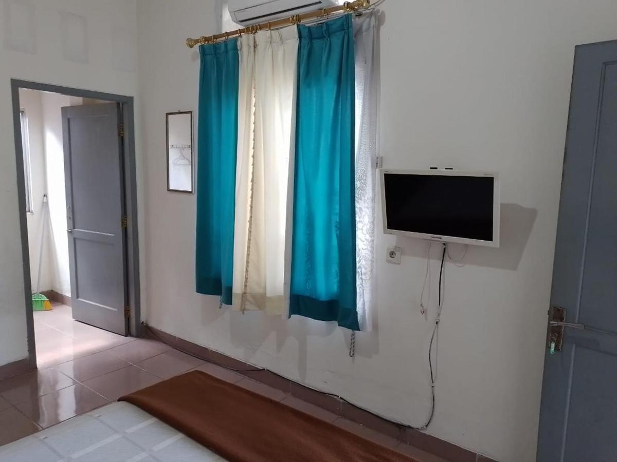 Parit  Penginapan Syariah מראה חיצוני תמונה
