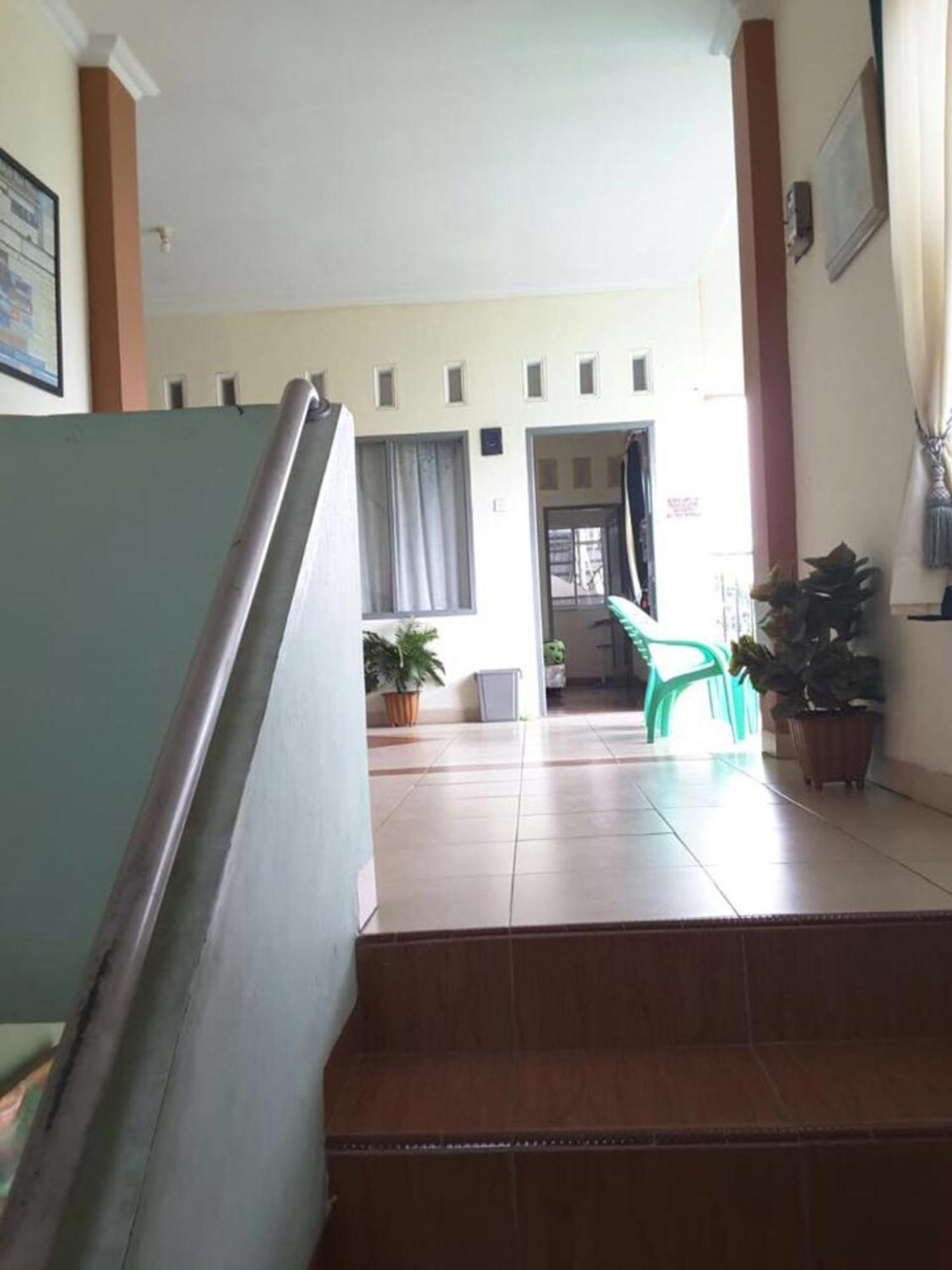 Parit  Penginapan Syariah מראה חיצוני תמונה